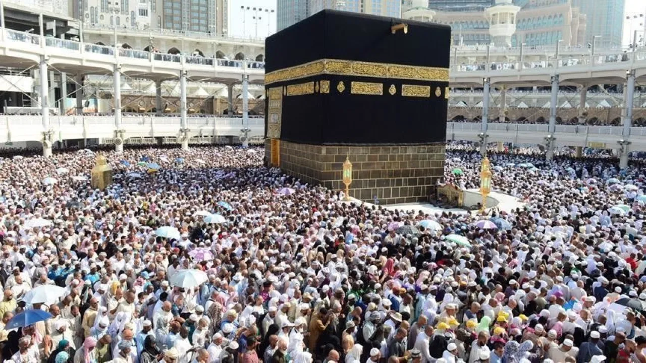 أكثر من 122 مليون قاصد للحرمين الشريفين في شهر رمضان للعام 1446