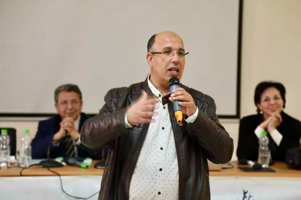 “الوجه الخفي للدبلوماسية الجزائرية: صناديق سوداء، ذمم مدفوعة، وجمهورية وهمية على حساب الشعب” “الوجه الخفي للدبلوماسية الجزائرية: صناديق سوداء، ذمم مدفوعة، وجمهورية وهمية على حساب الشعب”