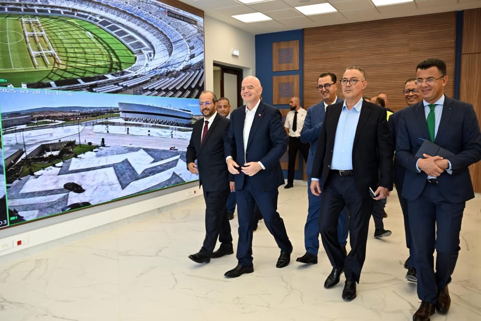 رئيس الاتحاد الدولي لكرة القدم جياني إنفانتينو يزور الملعب الكبير لطنجة رئيس الاتحاد الدولي لكرة القدم جياني إنفانتينو يزور الملعب الكبير لطنجة