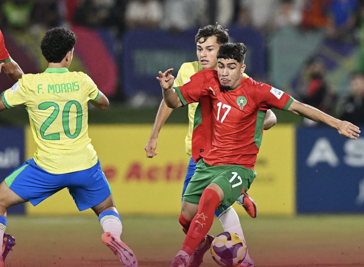 المنتخب المغربي لأقل من 17 سنة يغادر مونديال قطر من دور الربع عقب خسارته امام نظيره البرازيلي (1-2) المنتخب المغربي لأقل من 17 سنة يغادر مونديال قطر من دور الربع عقب خسارته امام نظيره البرازيلي (1-2)
