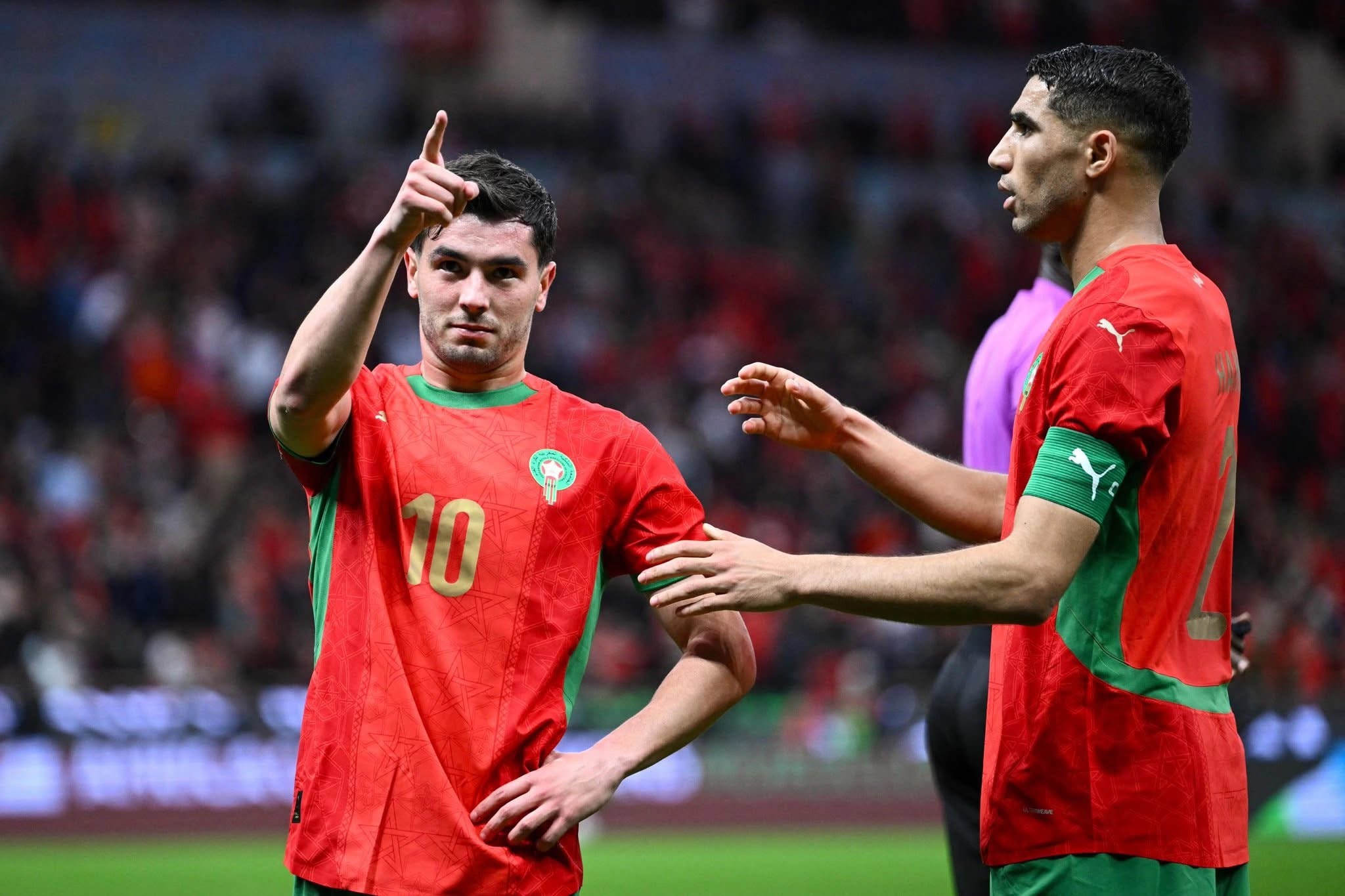 المنتخب المغربي يبلغ دور ربع كأس إفريقيا للأمم عقب فوزه على نظيره التنزاني (1-0) المنتخب المغربي يبلغ دور ربع كأس إفريقيا للأمم عقب فوزه على نظيره التنزاني (1-0)