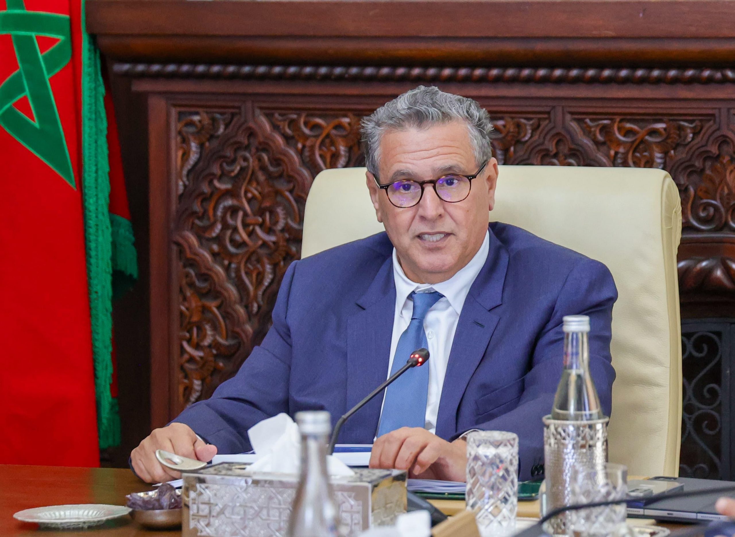 رئيس الحكومة يترأس الدورة العاشرة للجنة الوطنية للاستثمارات المحدثة بموجب ميثاق الاستثمار الجديد رئيس الحكومة يترأس الدورة العاشرة للجنة الوطنية للاستثمارات المحدثة بموجب ميثاق الاستثمار الجديد