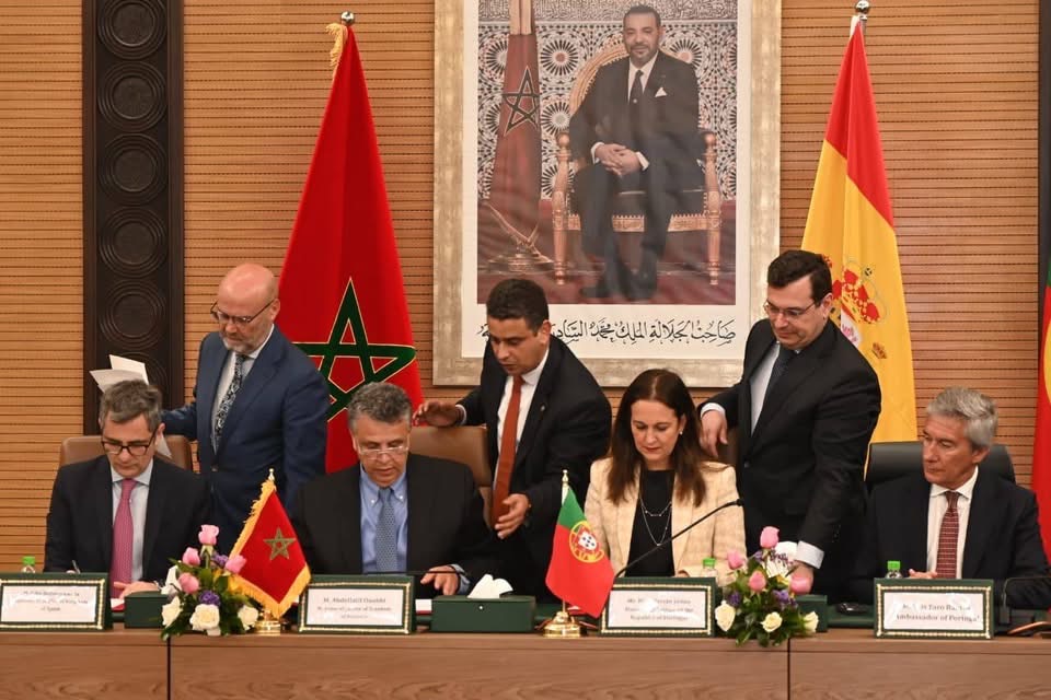توقيع مذكرة تفاهم وخطة عمل ثلاثية لتعزيز التعاون العدلي في أفق كأس العالم 2030 توقيع مذكرة تفاهم وخطة عمل ثلاثية لتعزيز التعاون العدلي في أفق كأس العالم 2030