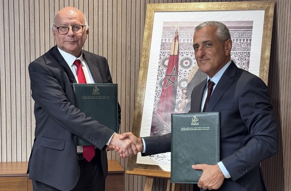 توقيع اتفاقية شراكة وتعاون بين الوكالة الوطنية للمحافظة العقارية والمسح العقاري والخرائطية (ANCFCC) واللجنة الوطنية لمراقبة حماية المعطيات ذات الطابع الشخصي(CNDP) في مجال المعطيات العقارية توقيع اتفاقية شراكة وتعاون بين الوكالة الوطنية للمحافظة العقارية والمسح العقاري والخرائطية (ANCFCC) واللجنة الوطنية لمراقبة حماية المعطيات ذات الطابع الشخصي(CNDP) في مجال المعطيات العقارية