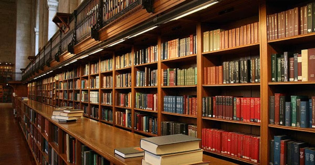 أكاديمية المملكة المغربية.. لقاء لتقديم مؤلف “آفاق الصحراء على خطى المسيرة الخضراء” أكاديمية المملكة المغربية.. لقاء لتقديم مؤلف “آفاق الصحراء على خطى المسيرة الخضراء”