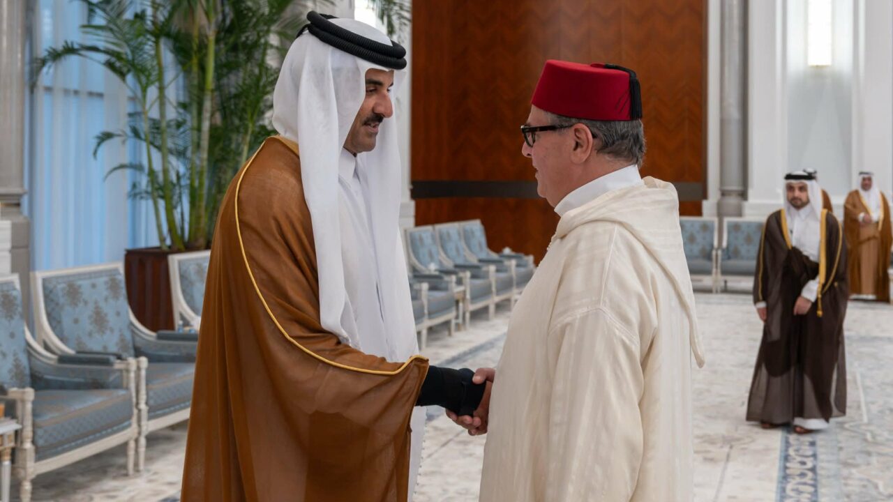 بتعليمات ملكية سامية، أخنوش يمثل جلالة الملك في تقديم التعازي في وفاة صاحب السمو الشيخ حمد بن خليفة آل ثاني بتعليمات ملكية سامية، أخنوش يمثل جلالة الملك في تقديم التعازي في وفاة صاحب السمو الشيخ حمد بن خليفة آل ثاني